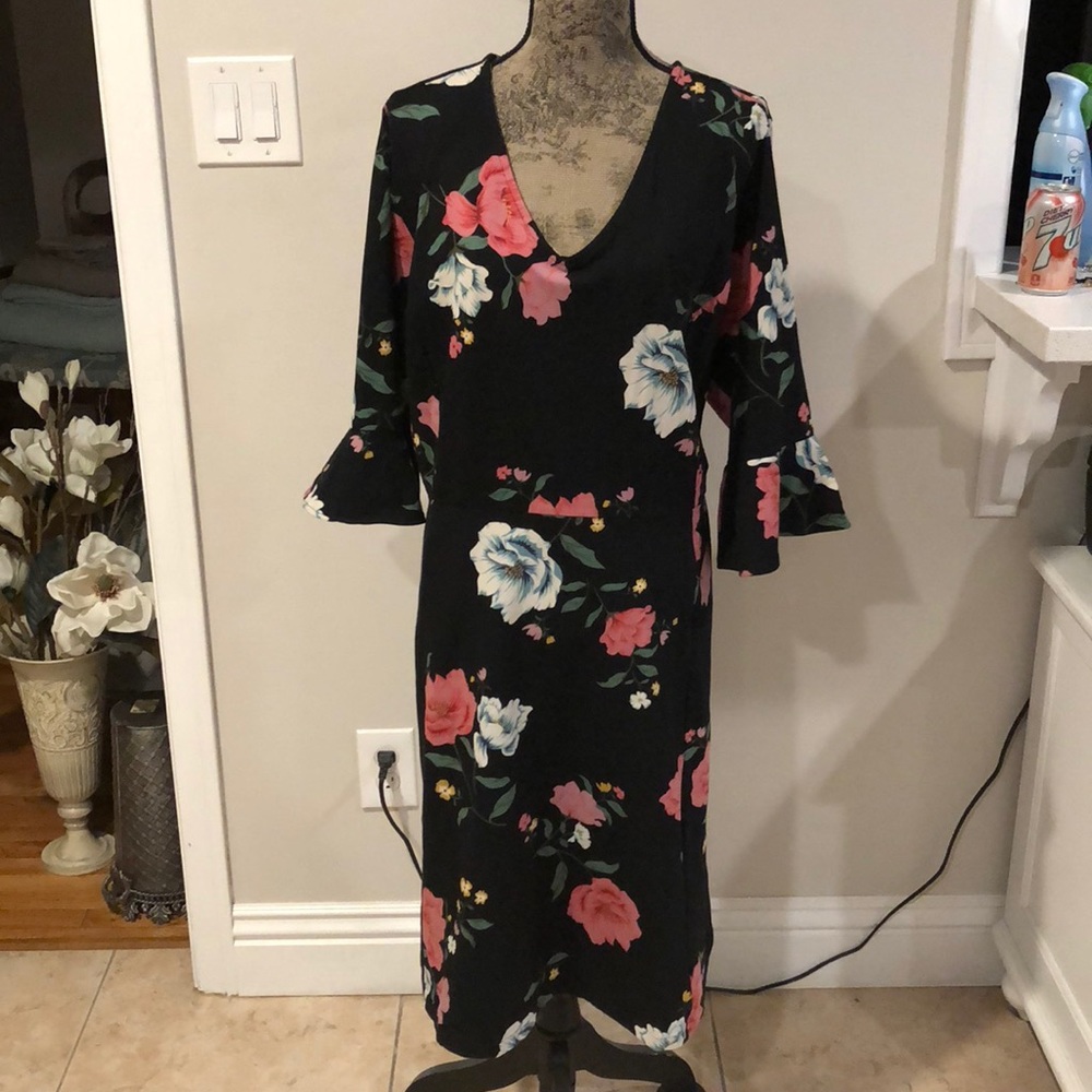 Old Navy black floral dress